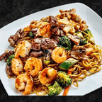 Best Yaki Noodle w. Combo (3 Items) in Madison, MS